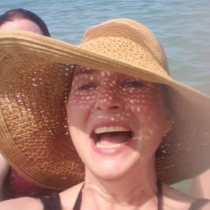 Meet your Posher, Desiree